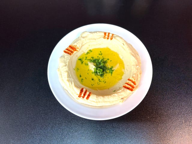Hummus with Meat Plate.